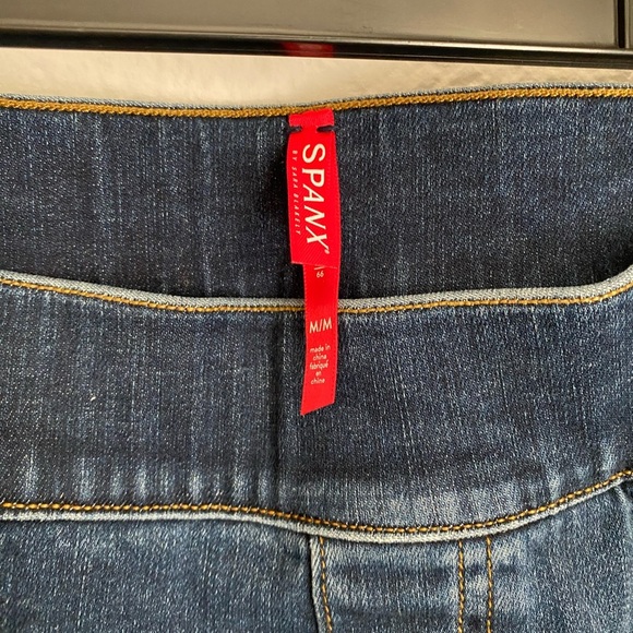 SPANX Blue Leggings with Classic Style and Distressed Details - Picture 3 of 6